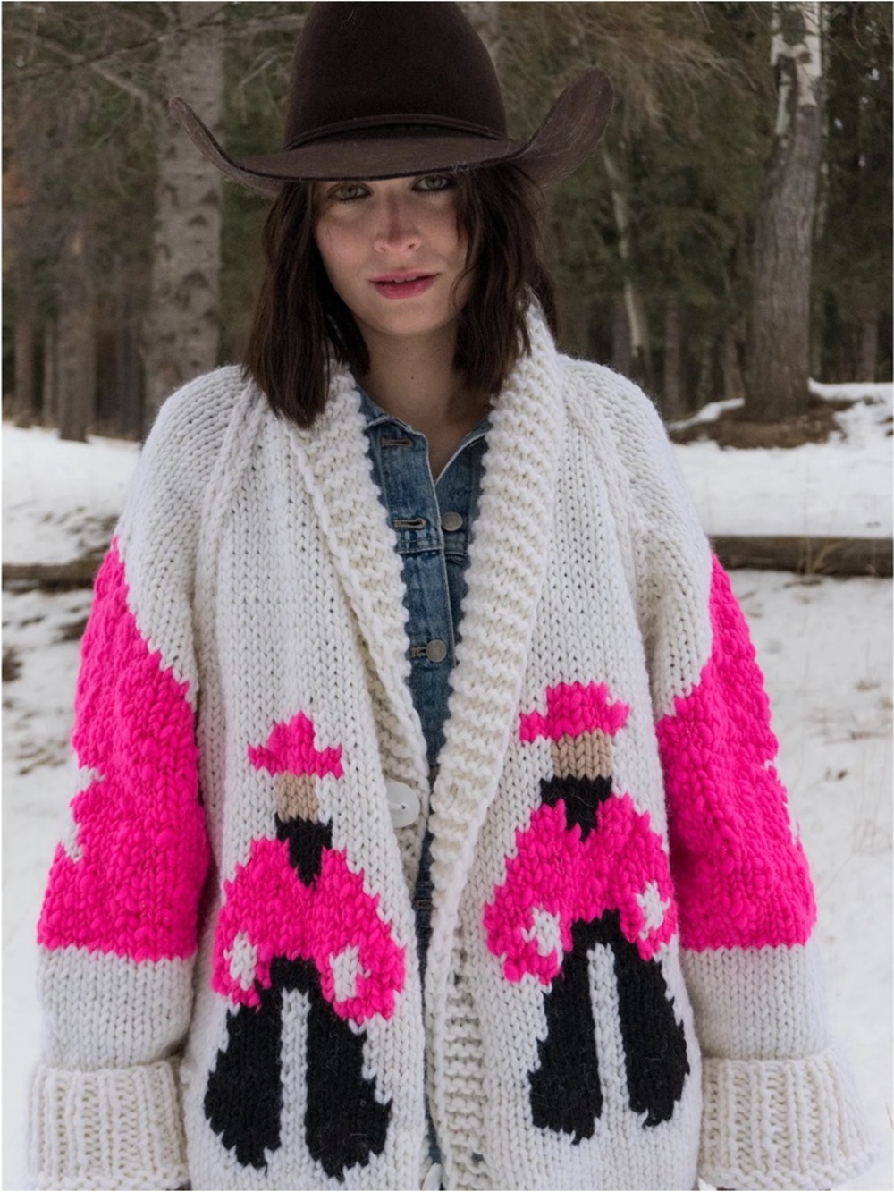 NWT GOGO Sweater Cowboy Jacket Cardigan in Snow Hot Pink Chunky Knit Yarn Merino